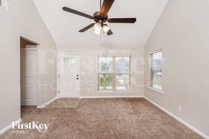 5360 Jean Ridge Ln - Photo 3 of 15