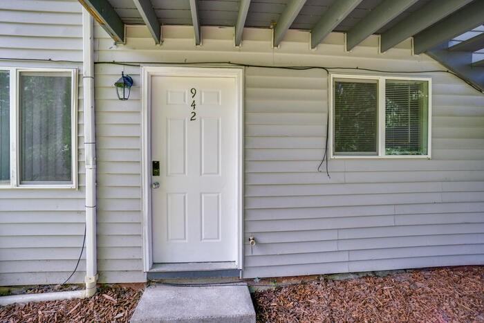 910 N Simons St #910 - Photo 3 of 21