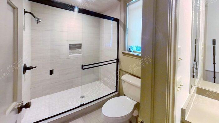 911 Leisure Dr - Photo 4 of 25