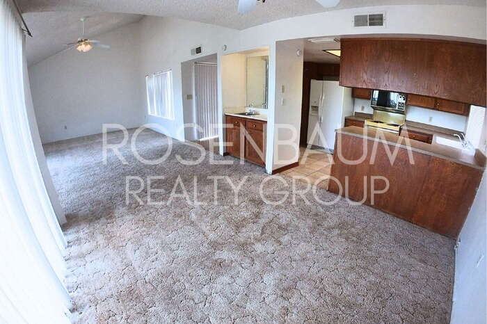 828 East Junction Street #832 - Photo 4 of 17