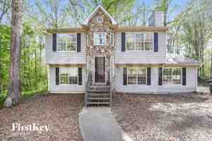 featured image of 390 Fox Meadow Dr