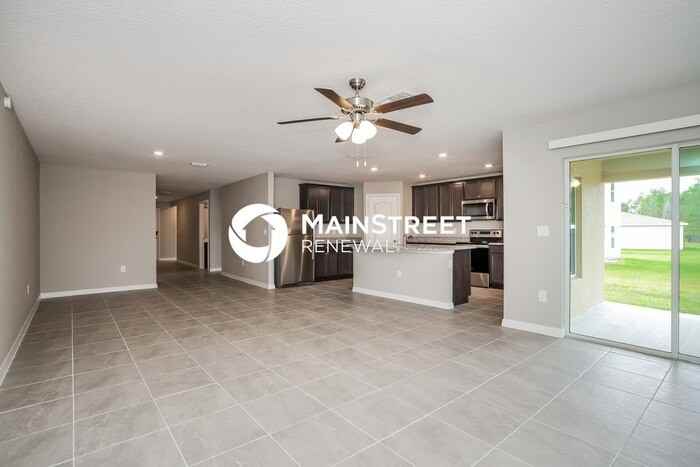 349 Daffodil Ln - Photo 3 of 16