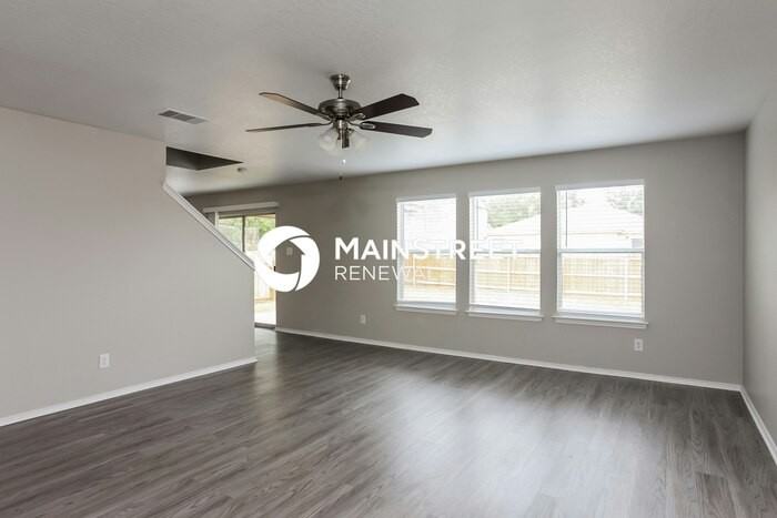 105 Brahma Way - Photo 2 of 17