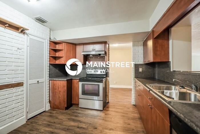 5801 Royal Palm Blvd - Photo 7 of 13