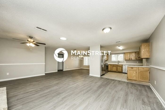 4822 Gifford Boulevard - Photo 2 of 16