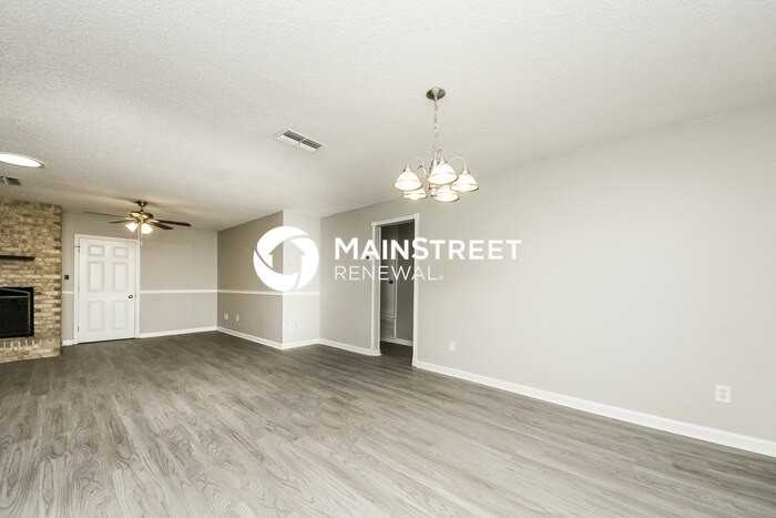 4822 Gifford Boulevard - Photo 3 of 16