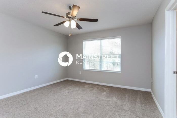 360 Fern Ct - Photo 6 of 17