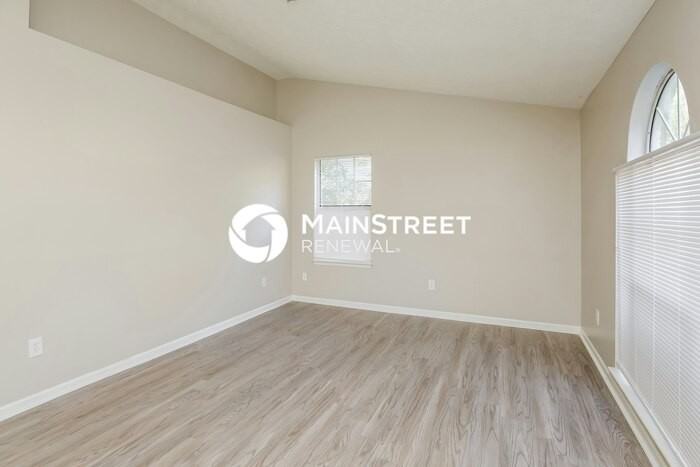 4421 Wellington Terrace - Photo 6 of 19