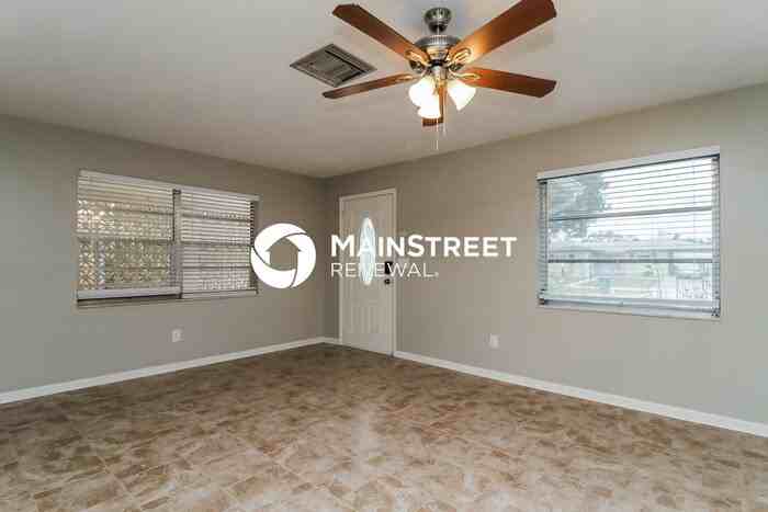 2243 Austin Avenue - Photo 2 of 16