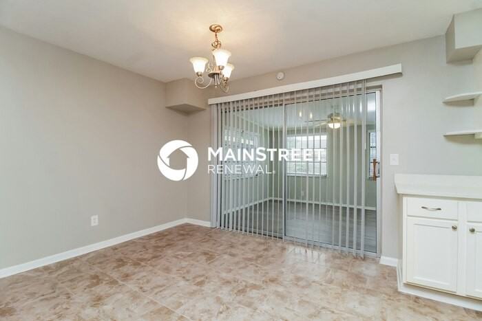 2243 Austin Avenue - Photo 4 of 16