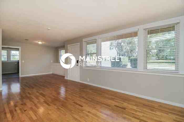 840 N Florida Ave - Photo 3 of 18