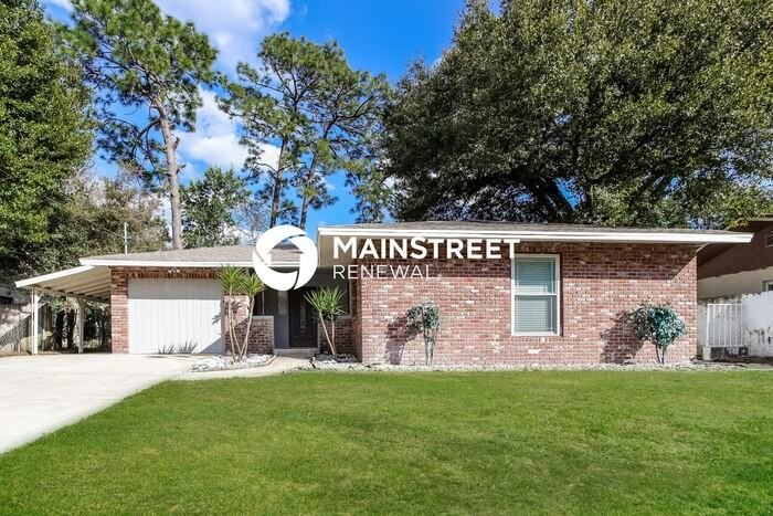 1027 Spring Garden St - Photo 2 of 16