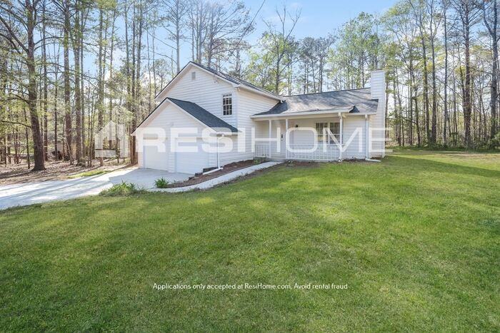 130 Lakeside Dr - Photo 2 of 21