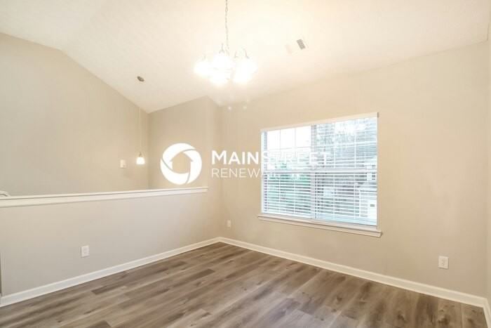 1286 Live Oak Terrace - Photo 5 of 17