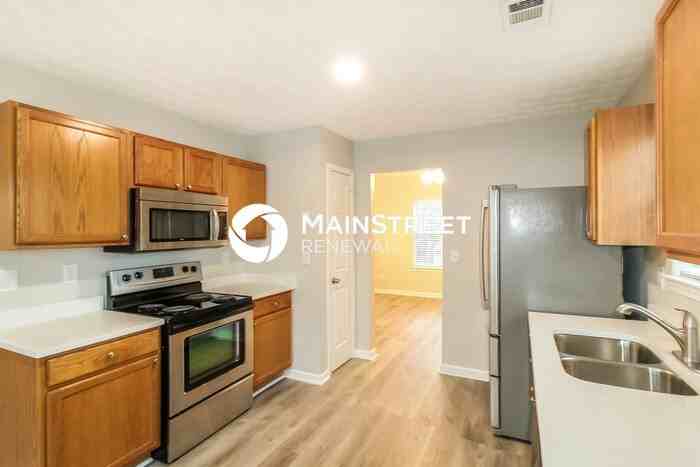 1286 Live Oak Terrace - Photo 7 of 17