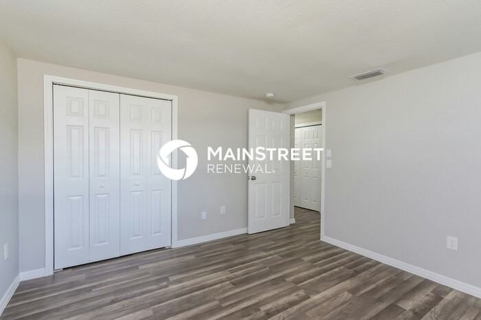 6232 Murdock Ave - Photo 7 of 15