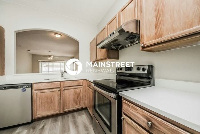 13247 Canna Lily Dr - Photo 5 of 16