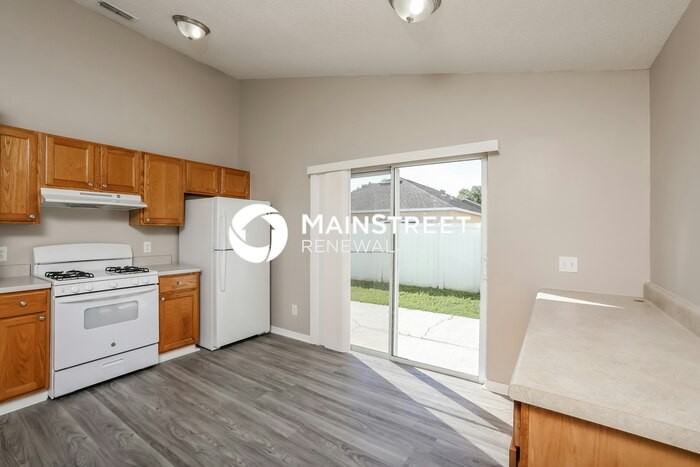 8757 Claiborne Court - Photo 5 of 16