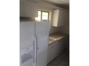 177 Lakeview Dr - Photo 3 of 9