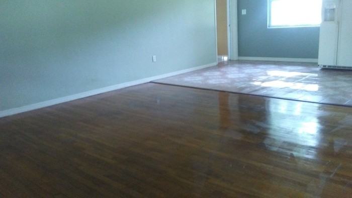 1202 Glenridge Dr - Photo 3 of 5