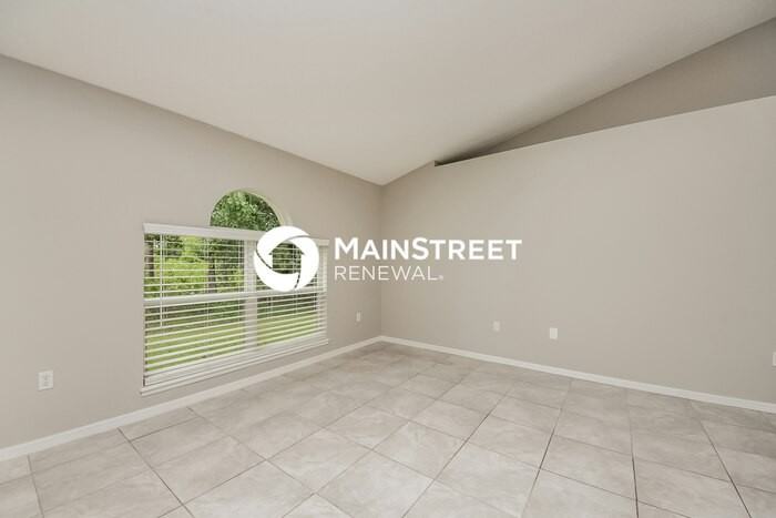 1330 Dover Dr - Photo 4 of 16