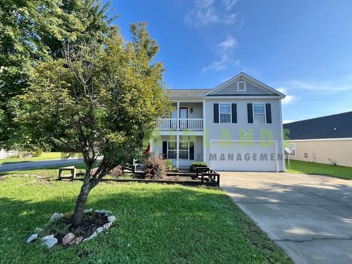 101 Baltic Ct - Photo 2 of 45