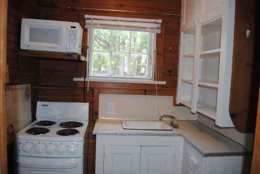 422 W Dutton St #1 - Photo 3 of 9