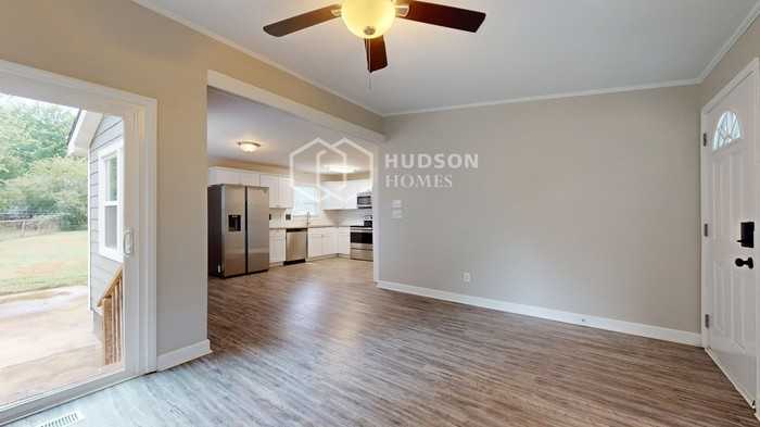 6735 Pueblo Ln - Photo 7 of 31