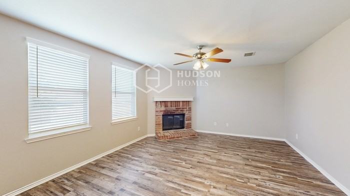 1832 Trego Dr - Photo 6 of 41