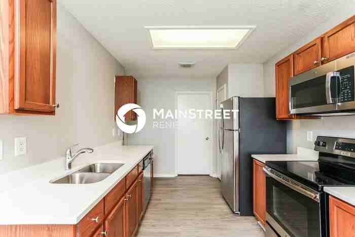 6135 Lyndell Spgs - Photo 7 of 17