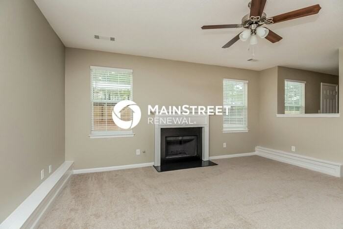 3746 Natrona Ct - Photo 3 of 15