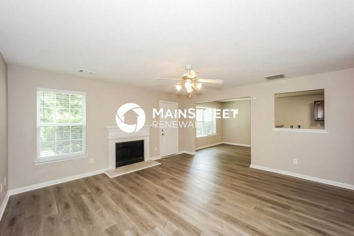 4614 Ravenwood Loop - Photo 3 of 17