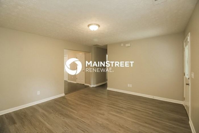 8303 Lakeview Drive Southwest - Photo 4 of 16