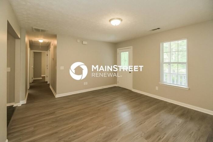 8303 Lakeview Drive Southwest - Photo 5 of 16