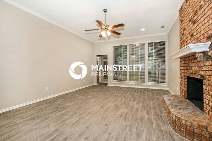 1450 Cromwell Street - Photo 6 of 16