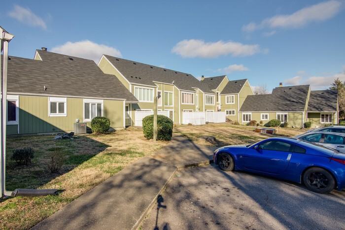 214 Raintree Drive - Photo 3 of 34