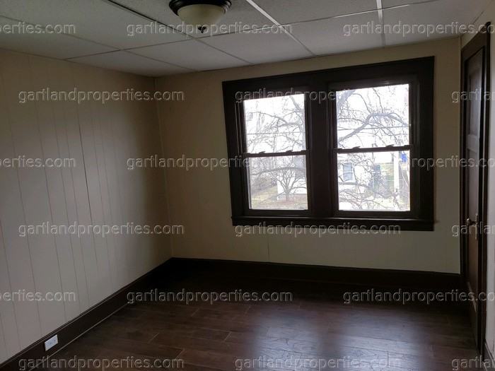 2047 Logan Ave #4 - Photo 5 of 10