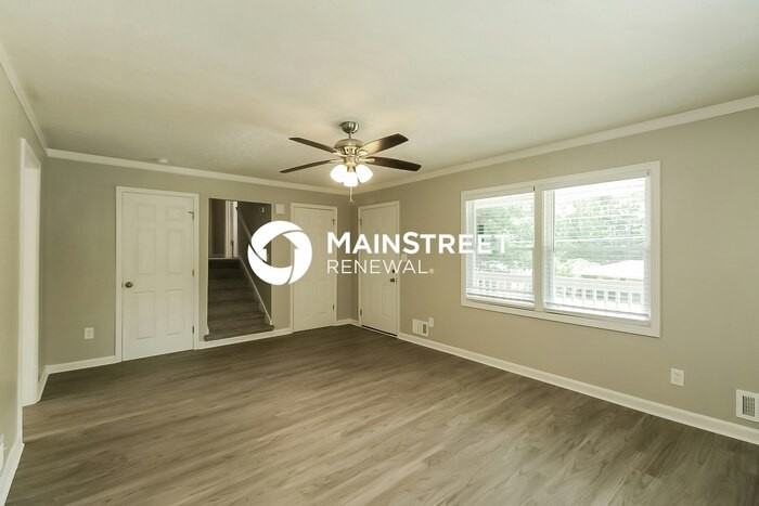 4358 Greenwillow Way - Photo 4 of 18