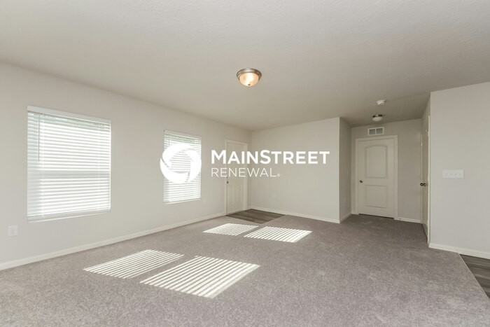 230 Hyacinth Ct - Photo 3 of 16