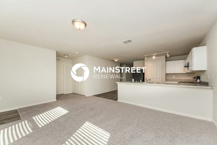 230 Hyacinth Ct - Photo 4 of 16