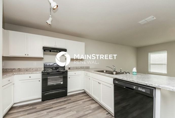 230 Hyacinth Ct - Photo 6 of 16