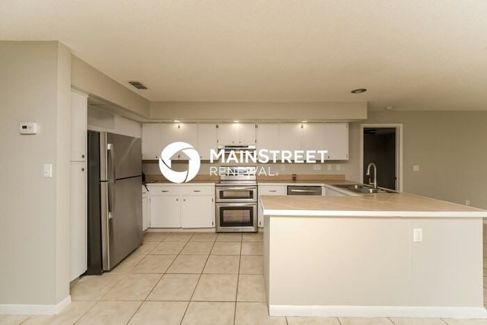 2229 Flamming Arrow Drive - Photo 5 of 16