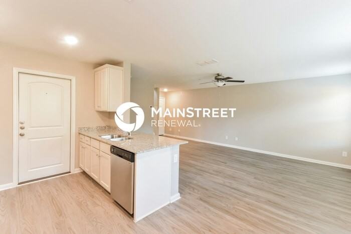 6119 Lakefront - Photo 6 of 17