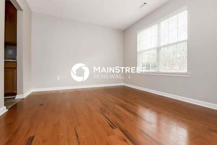 70 Fairwoods Court - Photo 6 of 17