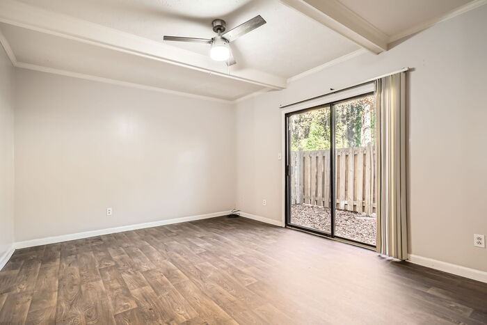 6424 Woodstone Way - Photo 6 of 27