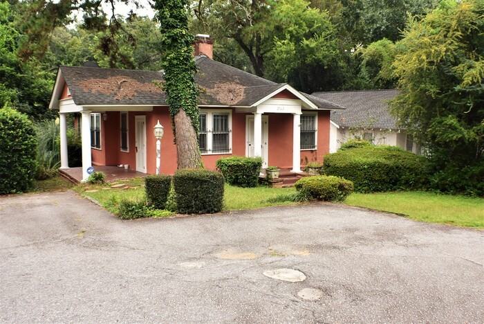 2522 Blossom St - Photo 2 of 34