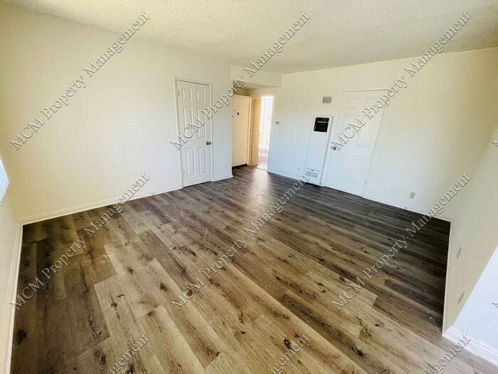 19419 Victory Boulevard #2 - Photo 2 of 11