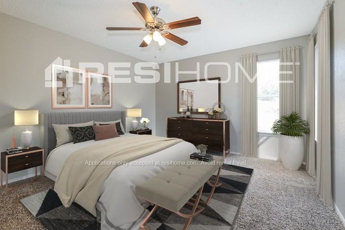 2140 Chatham Square Ct - Photo 7 of 17