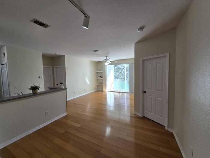 2729 Maitland Crossing Way #1-206 - Photo 7 of 44