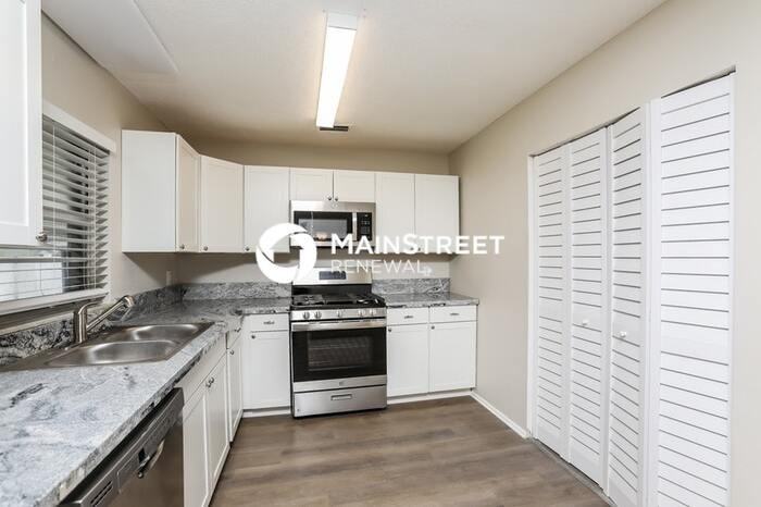 6923 Yucatan Drive - Photo 6 of 15